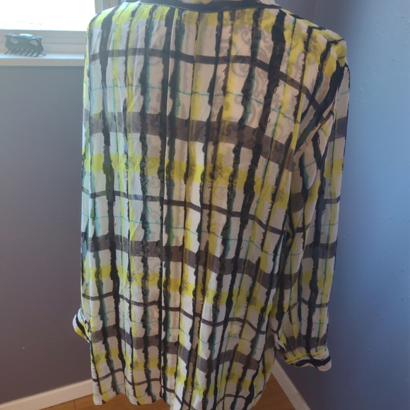 Vince Camuto Sheer Blouse - Picture 8 of 9